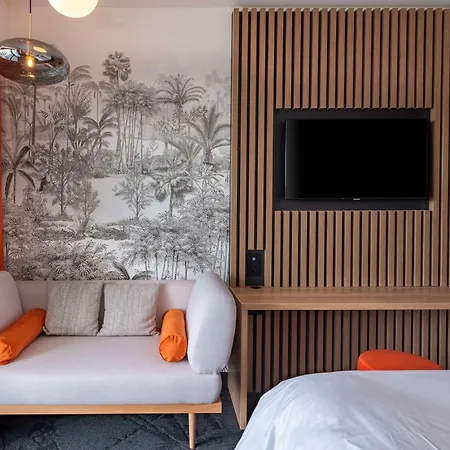 Golden Tulip Lyon Ouest Techlid Hotel & Spa-3